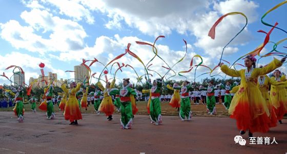 第七届体育文化节暨第二十二届冬季运动会教育学院荣载而归 第 5 张 第七届体育文化节暨第二十二届冬季运动会教育学院荣载而归 第 5 张