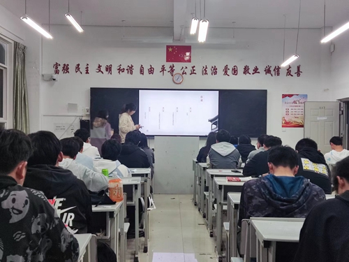 4.jpg 【魅力工程】-十二届“翰文杯”学科专业竞赛——传统建筑(村落)社会调查实践竞赛顺利举办 第 1 张