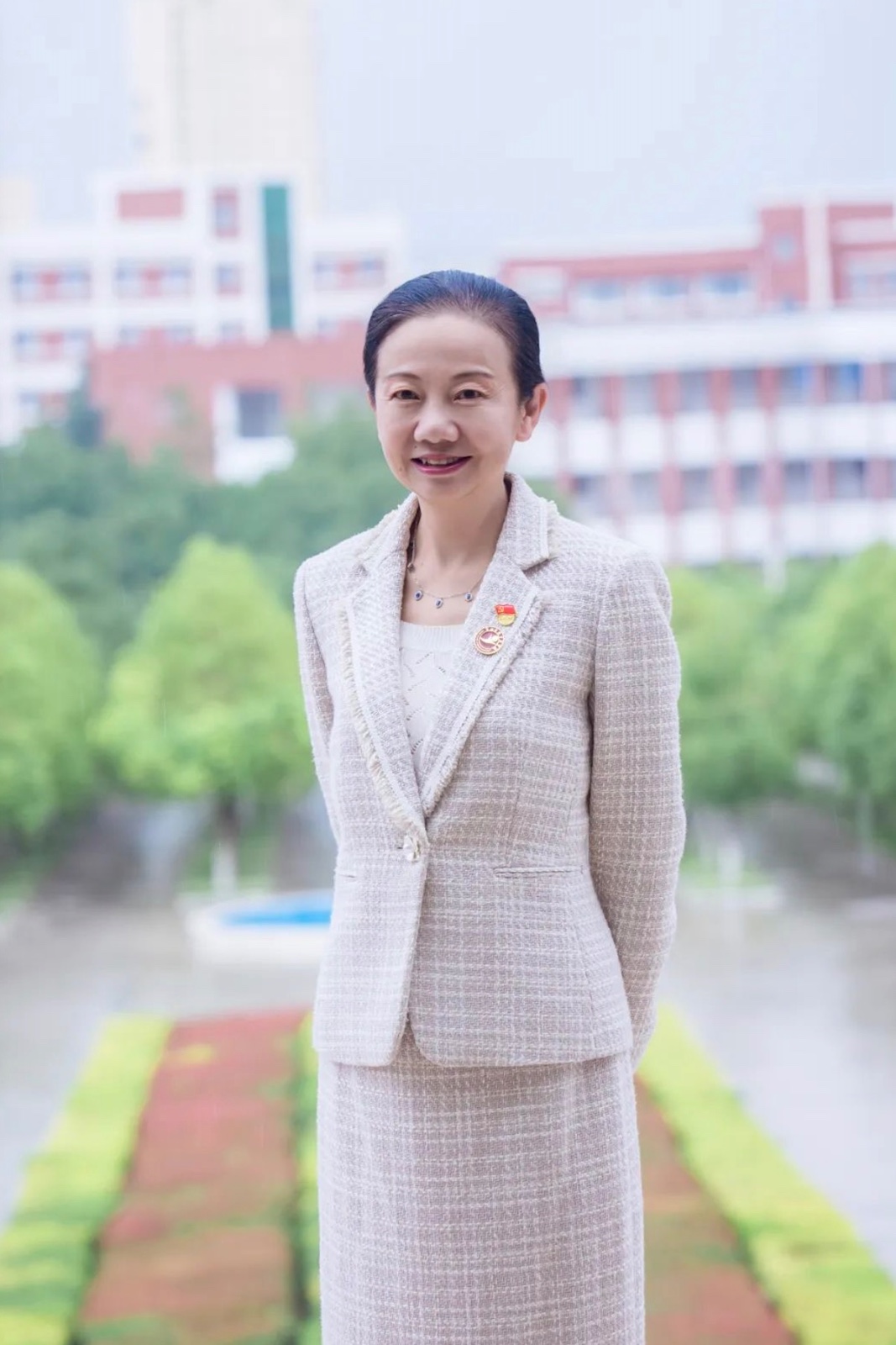 2000+同学的“何妈妈”，她是云南省最美高校辅导员！ 第 2 张