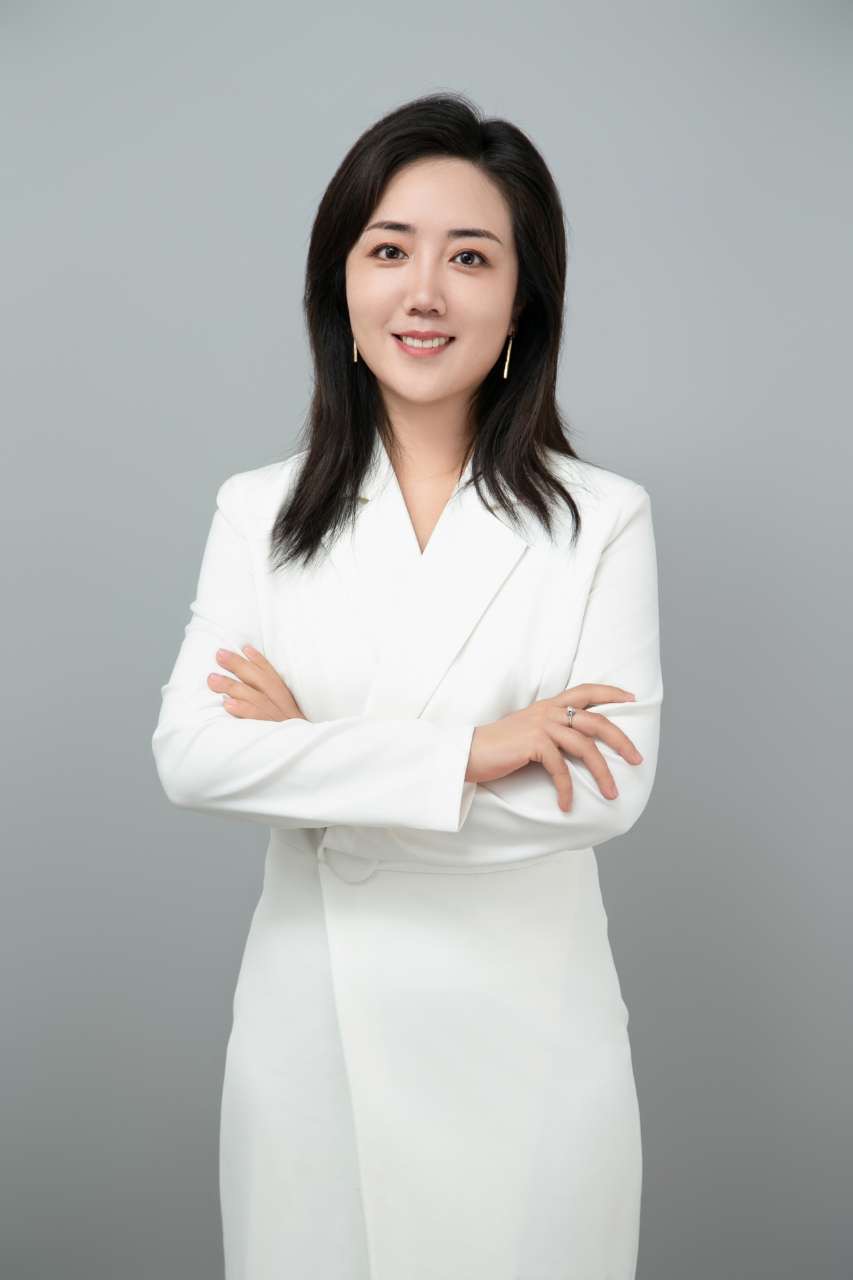 赵佳
