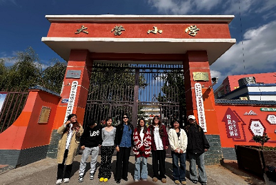 架起理论与实践的桥梁，放飞教育与童真的梦想——高职学院小教系开展教育见习活动 第 2 张