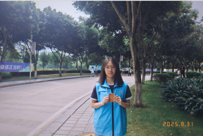 屏幕截图 2025-12-17 180701.png 屏幕截图 2025-12-17 180701.png