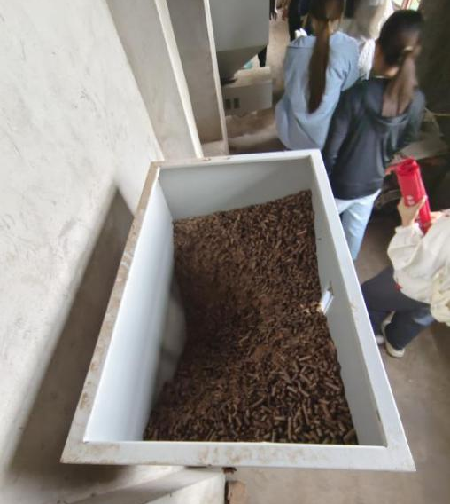 暑期社会实践 | 生物质燃料颗粒+自动化烘烤:烟草加工迈向“零碳”未来 第 11 张 暑期社会实践 | 生物质燃料颗粒+自动化烘烤:烟草加工迈向“零碳”未来 第 11 张