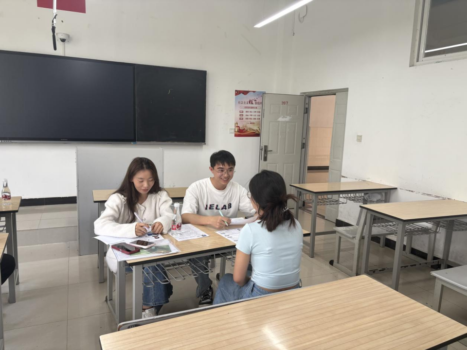 学院资讯 | 财会金融学院举办2025届毕业生第六场专场招聘会 第 5 张