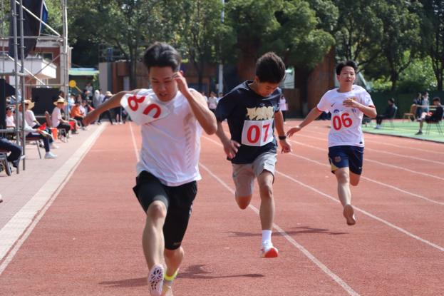 绿茵逐梦,医心启航 ——云南经济管理学院运动会开幕式暨首日赛事精彩速递 第 16 张 绿茵逐梦,医心启航 ——云南经济管理学院运动会开幕式暨首日赛事精彩速递 第 16 张