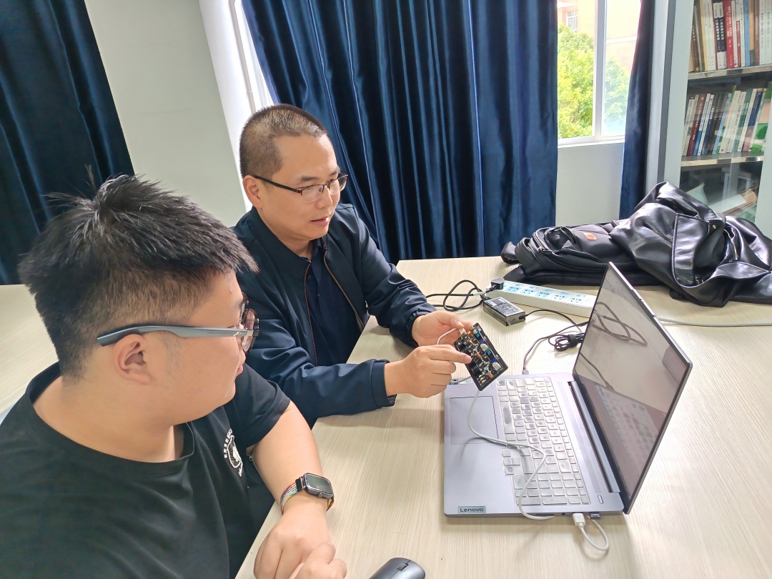 图片9.jpg 图片9.jpg