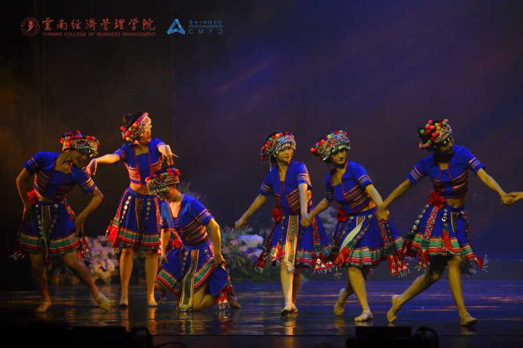 万象映界  艺彩绽放——云南经济管理学院艺术与传媒学院2026“万象·映界”展演今日绽放，双馆共赏艺术盛宴 第 40 张
